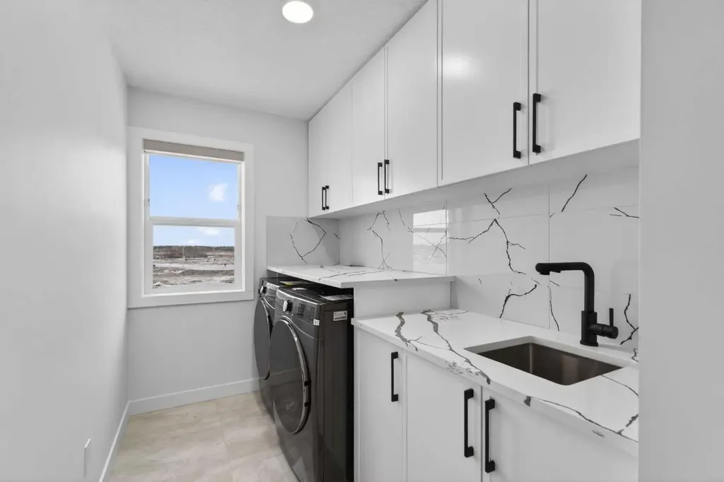 67 Lakes Estates Circle Strathmore AB T1P 0B6