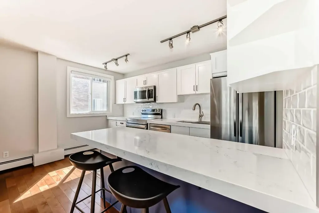 835 18 Avenue SW Calgary AB T2T 0G9