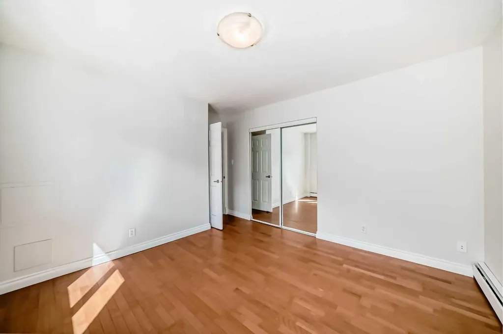 835 18 Avenue SW Calgary AB T2T 0G9