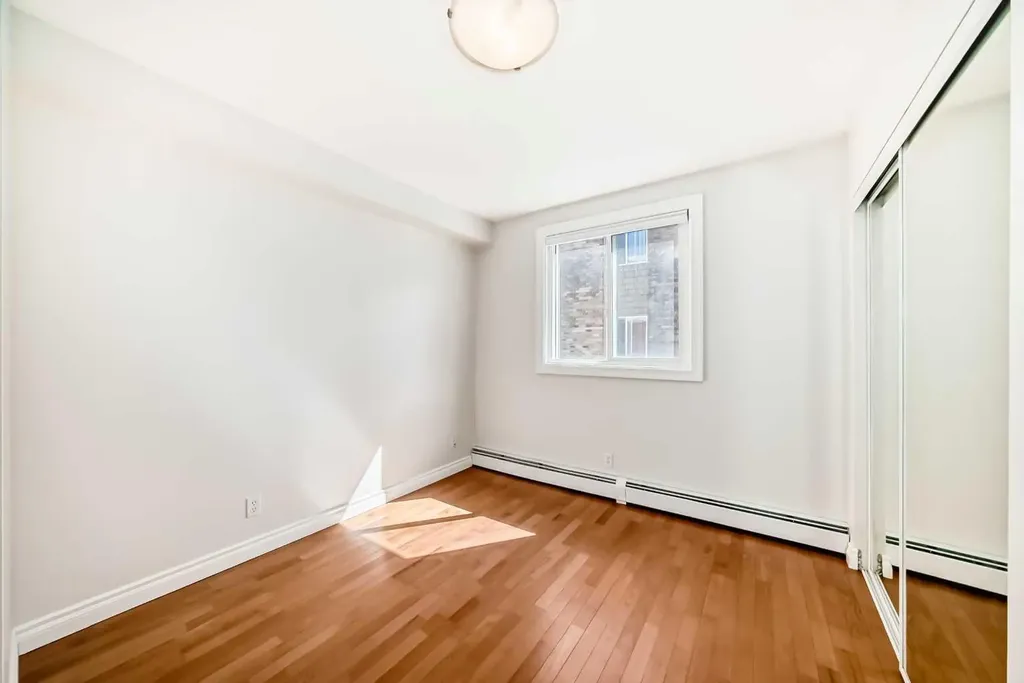 835 18 Avenue SW Calgary AB T2T 0G9