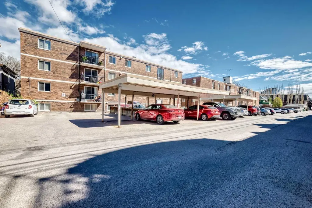 835 18 Avenue SW Calgary AB T2T 0G9