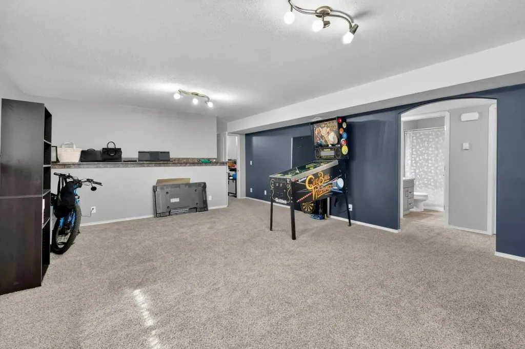 135 Stephenson Crescent Red Deer AB T4R 0L6