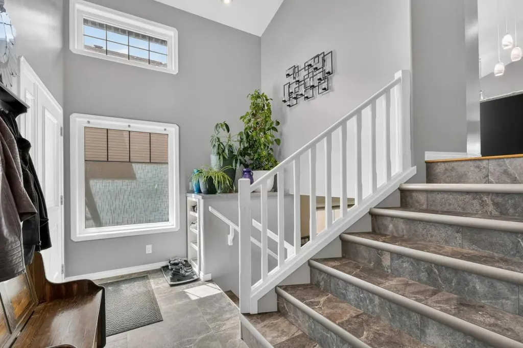 135 Stephenson Crescent Red Deer AB T4R 0L6