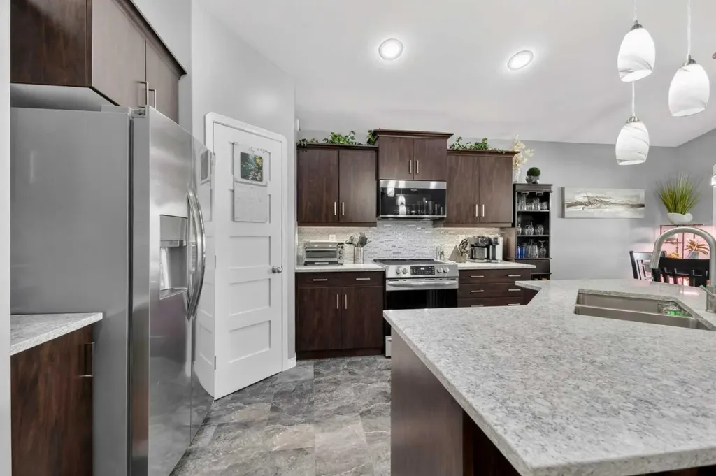 135 Stephenson Crescent Red Deer AB T4R 0L6
