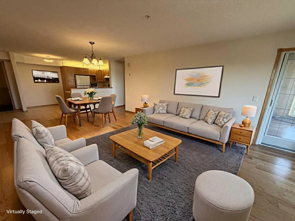 728 Country Hills Road NW Calgary AB T3K 5K8