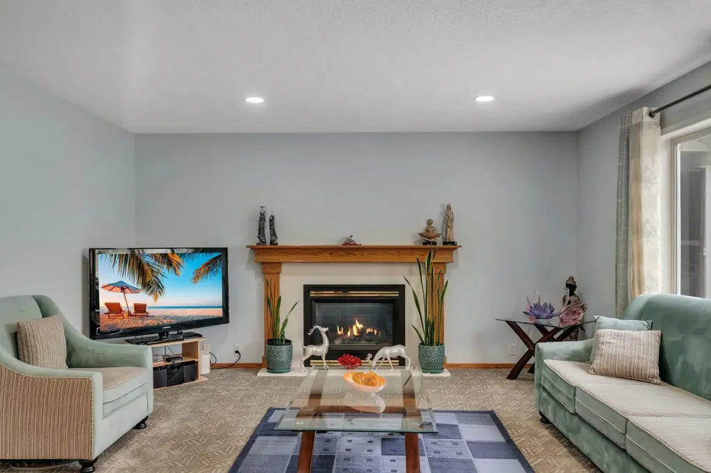 206 Coral Keys Place NE Calgary AB T3J 3W8