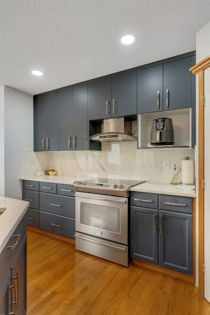 206 Coral Keys Place NE Calgary AB T3J 3W8