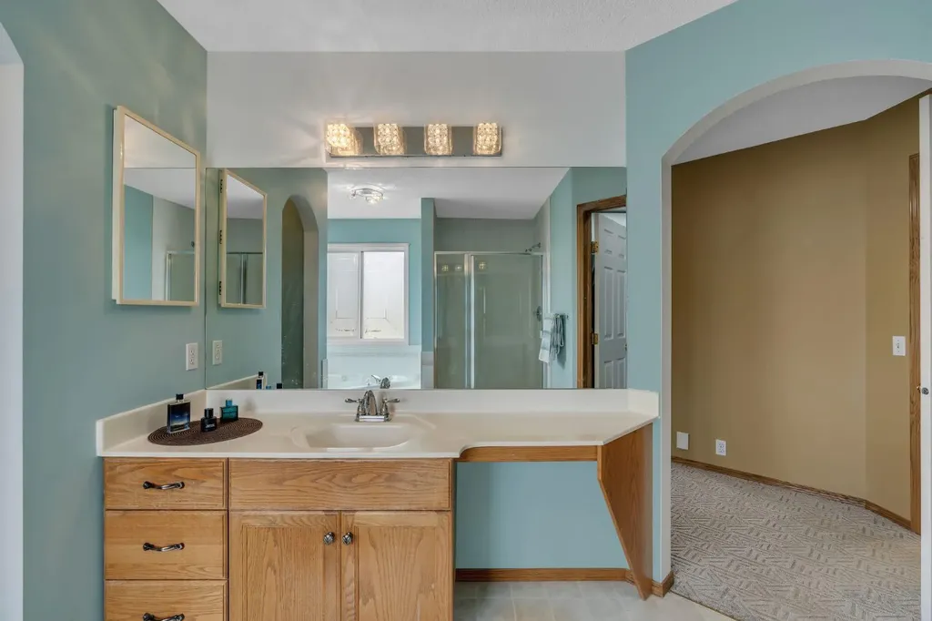 206 Coral Keys Place NE Calgary AB T3J 3W8
