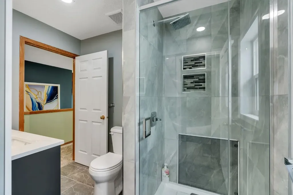 206 Coral Keys Place NE Calgary AB T3J 3W8
