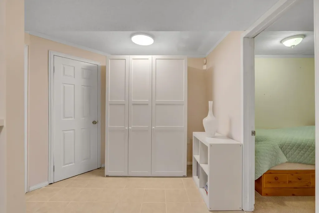 206 Coral Keys Place NE Calgary AB T3J 3W8