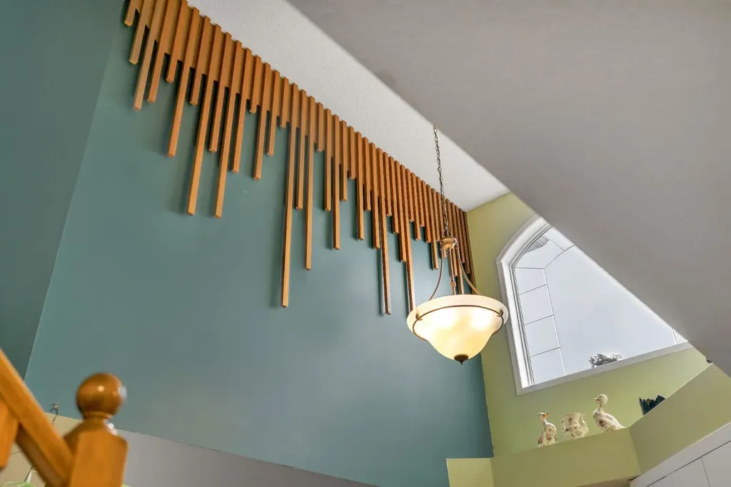 206 Coral Keys Place NE Calgary AB T3J 3W8
