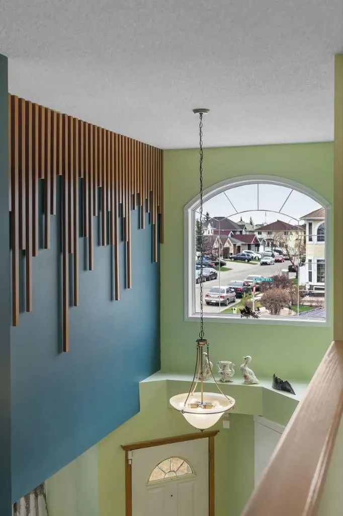 206 Coral Keys Place NE Calgary AB T3J 3W8