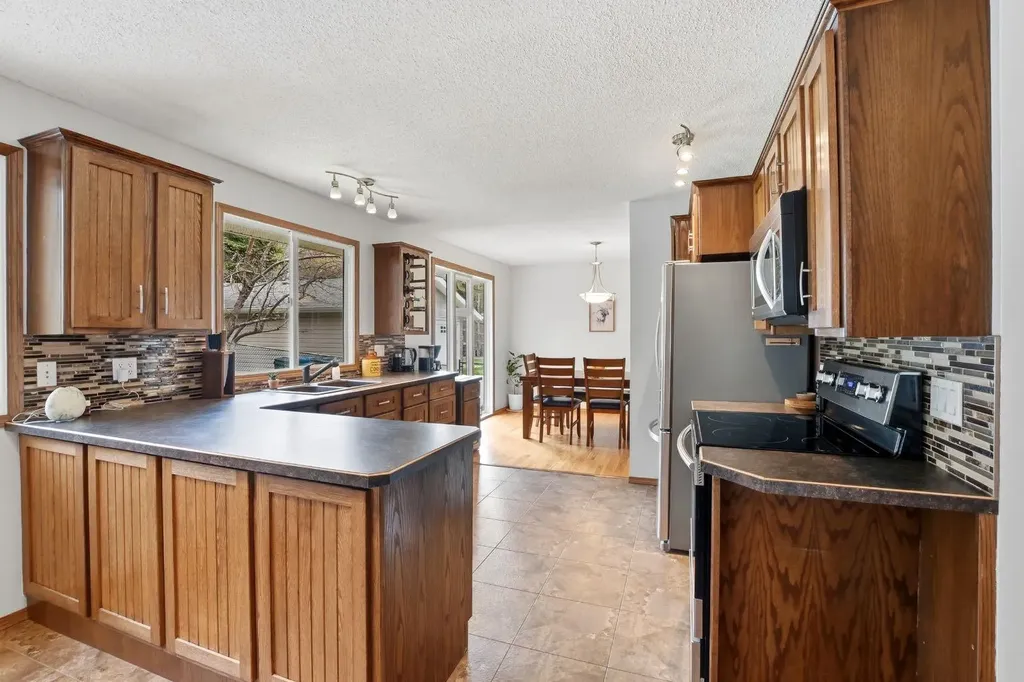 93 Page Avenue Red Deer AB T4P 1J7