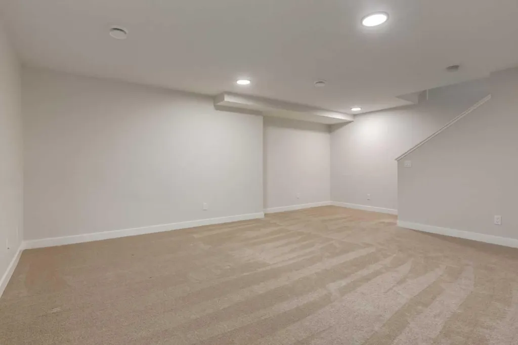 31 Tuscany Summit Square NW Calgary AB T3L 0G1