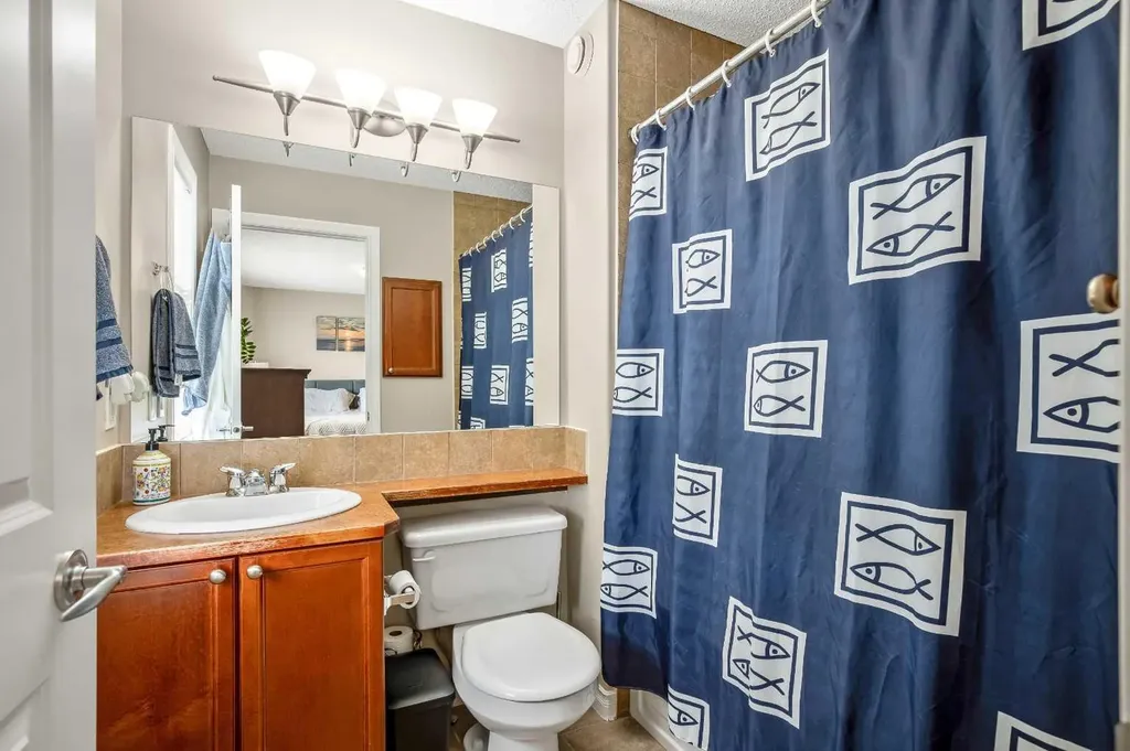 221 Drake Landing Lane Okotoks AB T1S 2M4