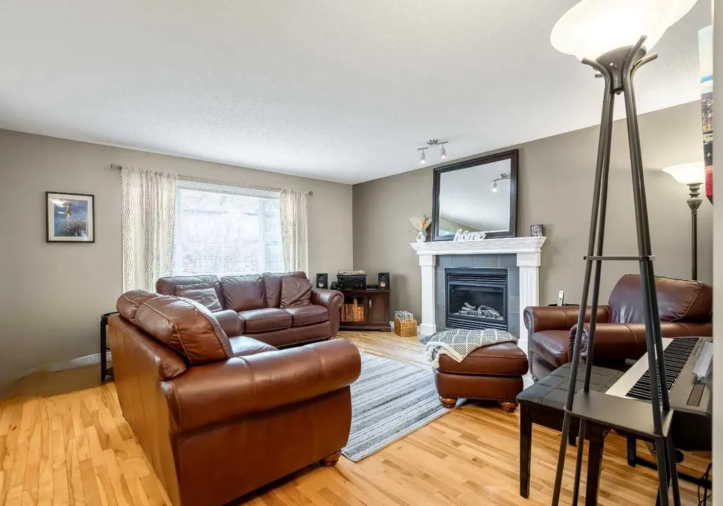 221 Drake Landing Lane Okotoks AB T1S 2M4