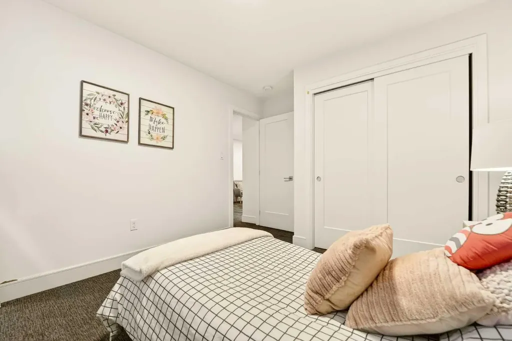 8619 25 Avenue Coleman AB T0K 0M0