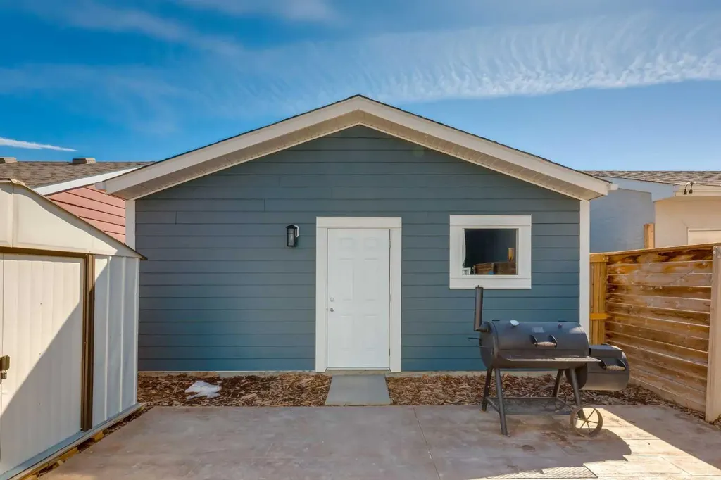 577 Masters Road SE Calgary AB T3M 2W3