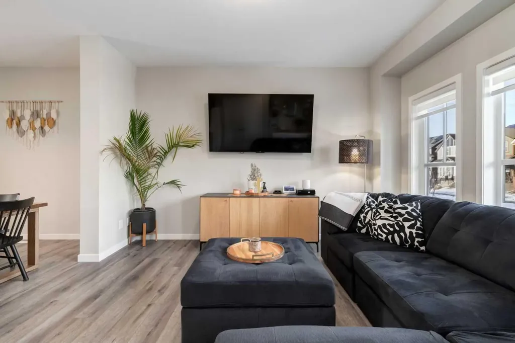 577 Masters Road SE Calgary AB T3M 2W3