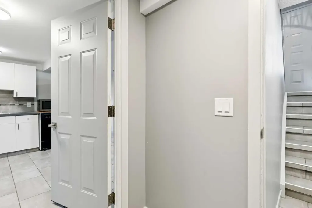 68 Templegreen Bay NE Calgary AB T1Y 4Z3
