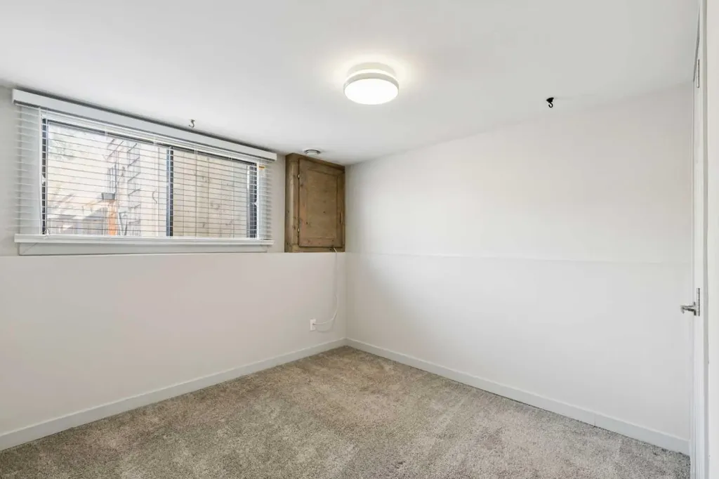 68 Templegreen Bay NE Calgary AB T1Y 4Z3