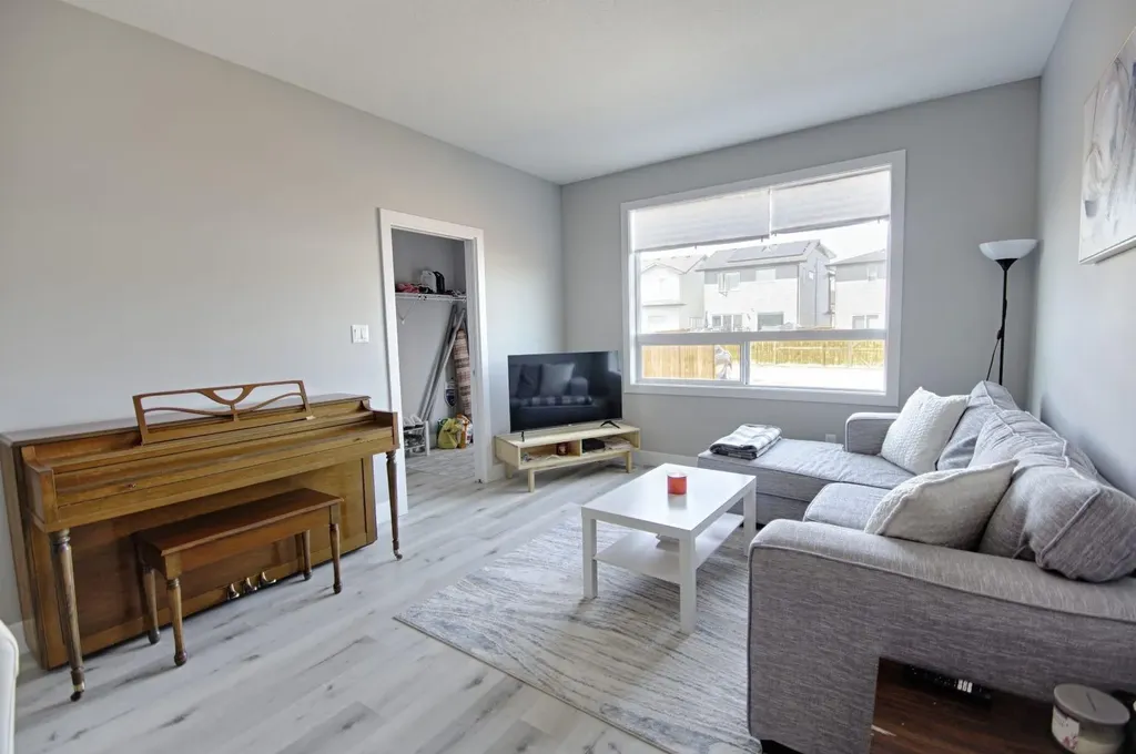 963 Miners Boulevard W Lethbridge AB T1J 5T8