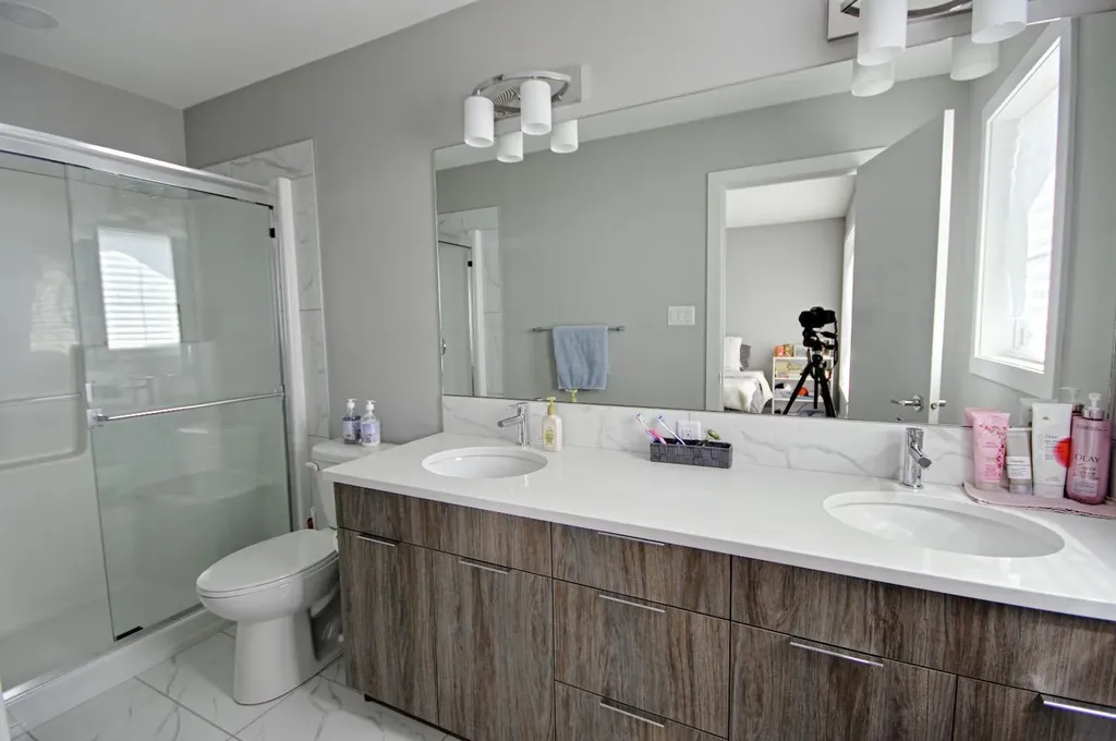 963 Miners Boulevard W Lethbridge AB T1J 5T8