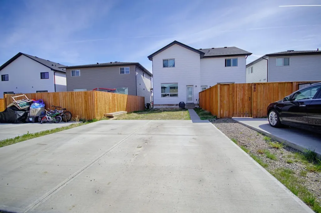 963 Miners Boulevard W Lethbridge AB T1J 5T8