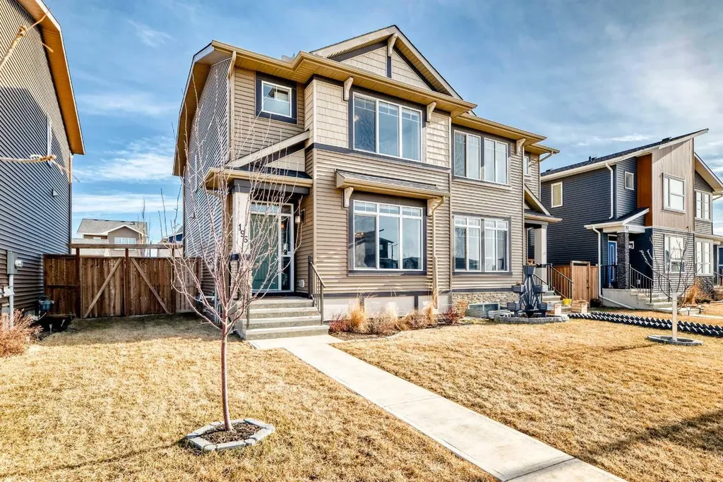 196 Dawson Drive Chestermere AB T1X 2A2