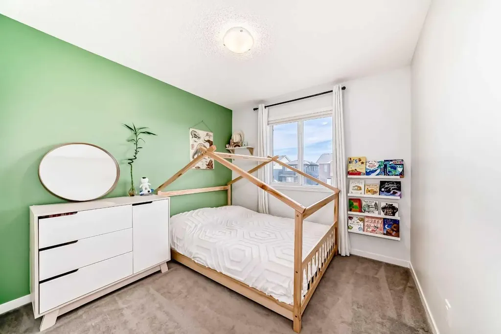 196 Dawson Drive Chestermere AB T1X 2A2