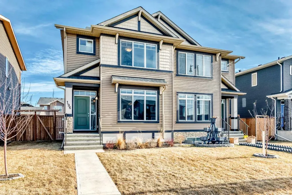 196 Dawson Drive Chestermere AB T1X 2A2