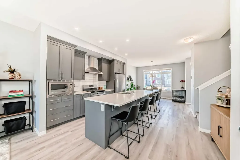 196 Dawson Drive Chestermere AB T1X 2A2