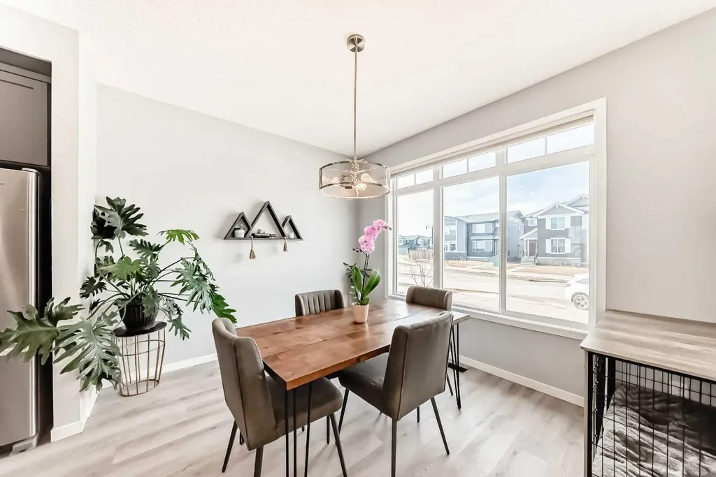196 Dawson Drive Chestermere AB T1X 2A2