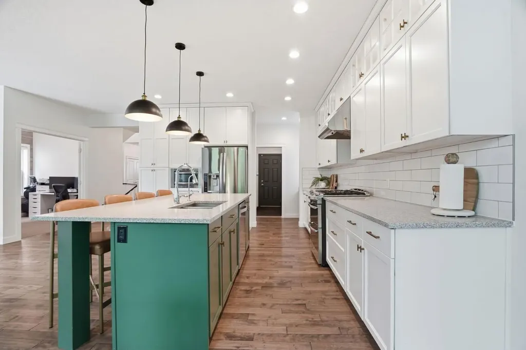 37 Walden Park SE Calgary AB T2X 0Z2