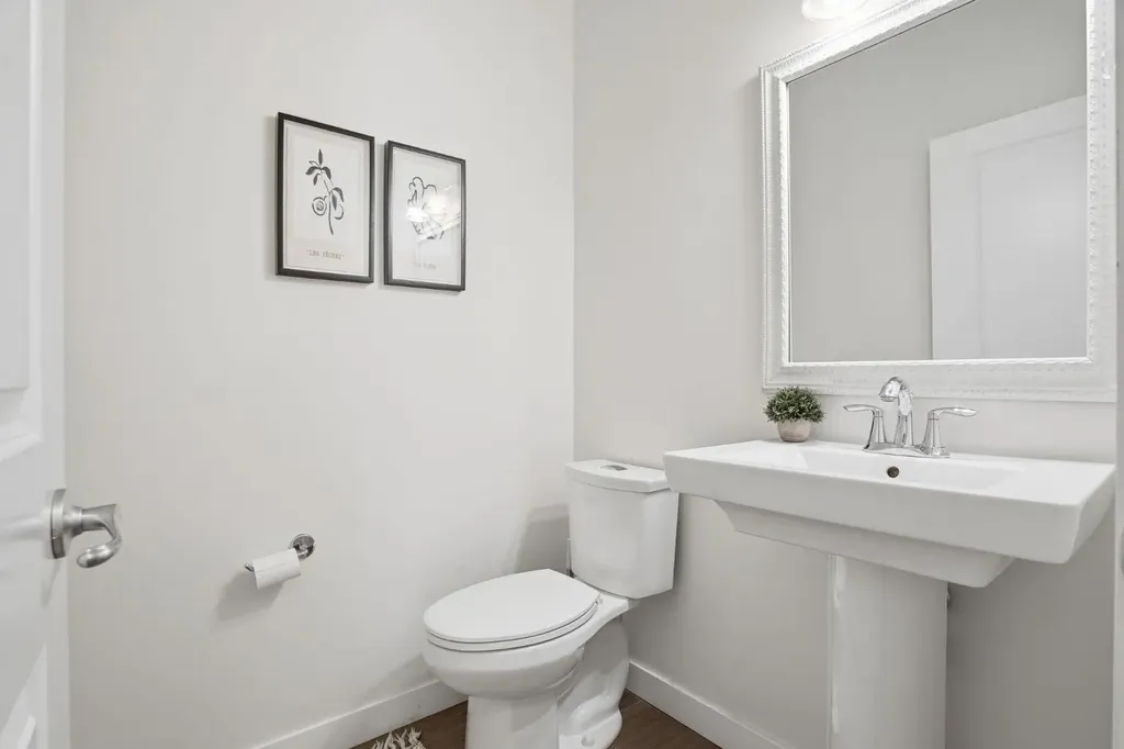 37 Walden Park SE Calgary AB T2X 0Z2
