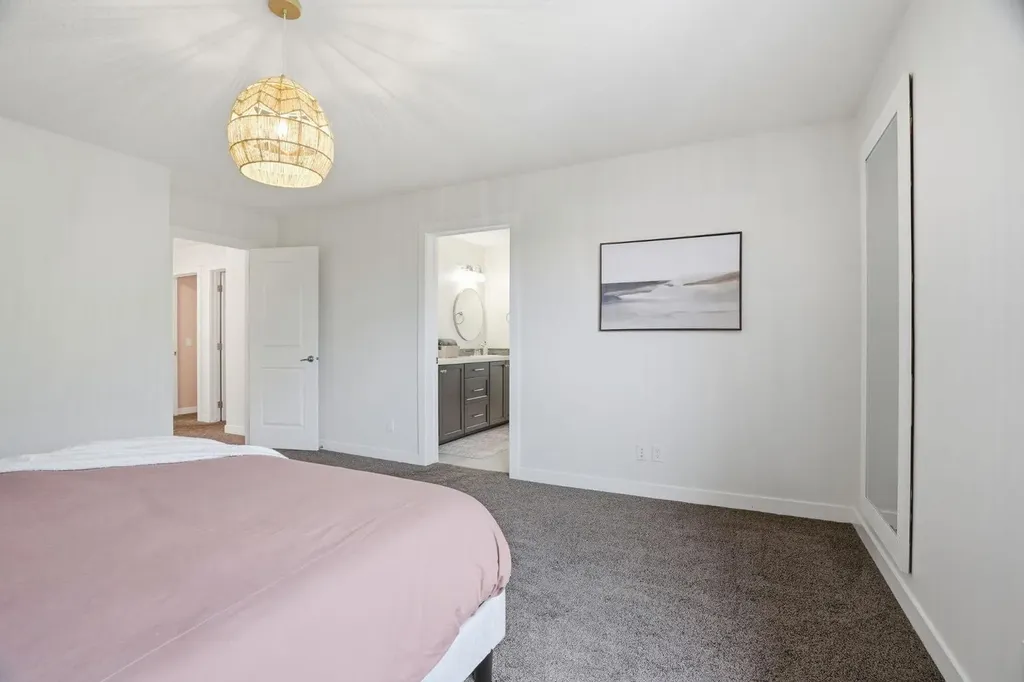 37 Walden Park SE Calgary AB T2X 0Z2