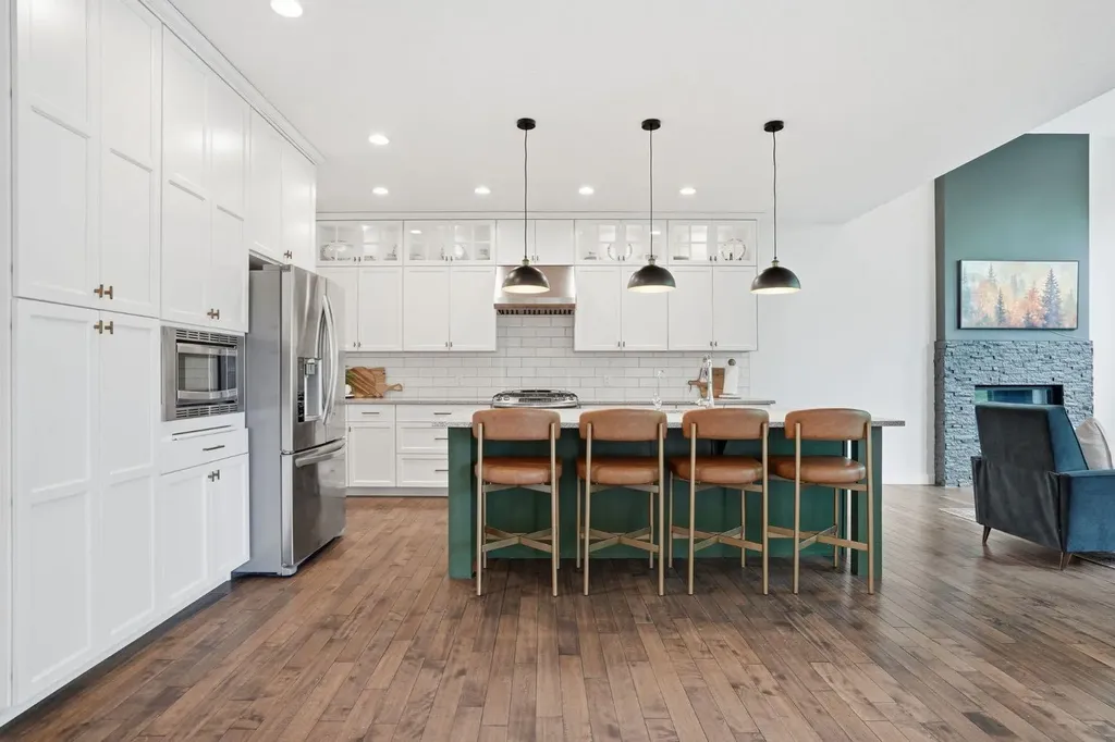 37 Walden Park SE Calgary AB T2X 0Z2