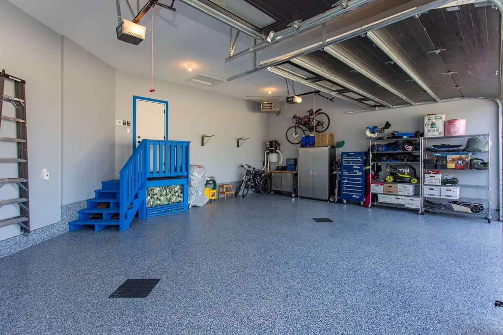 12 Emmett Crescent Red Deer AB T4P 3G8