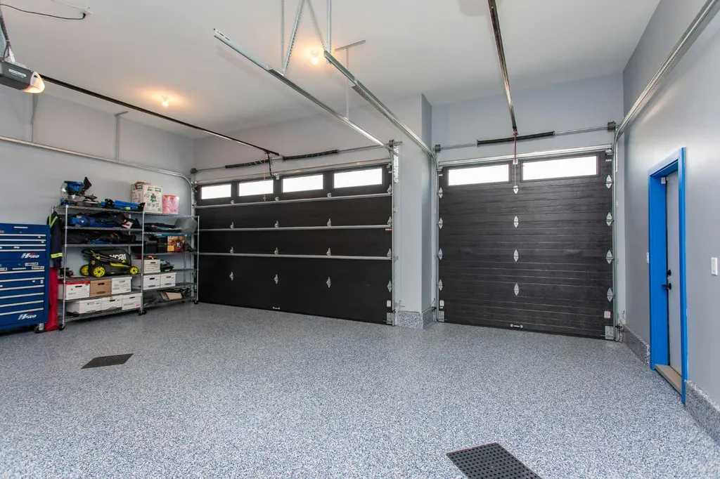 12 Emmett Crescent Red Deer AB T4P 3G8