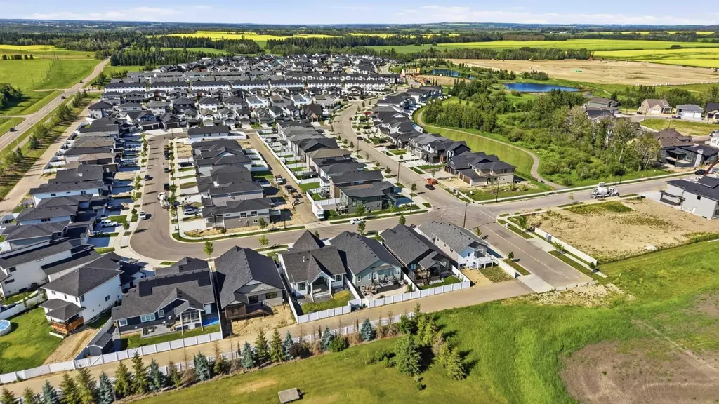 12 Emmett Crescent Red Deer AB T4P 3G8