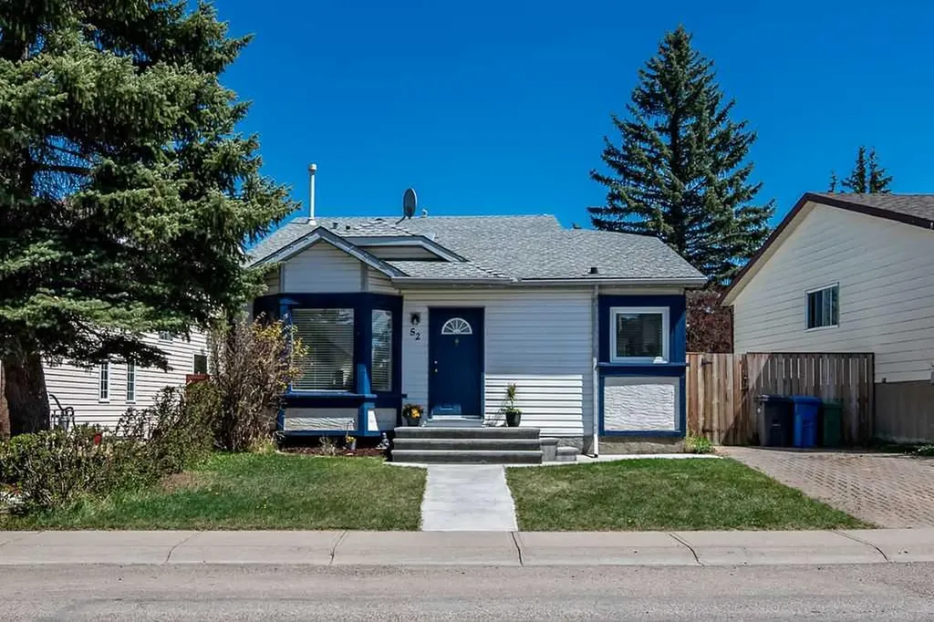 52 Hunters Crescent Okotoks AB T1S 1M2