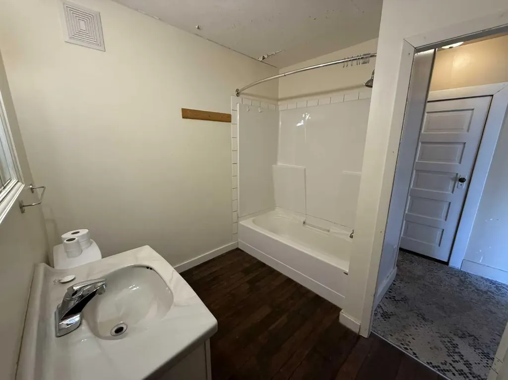 113 5 Avenue E Hanna AB T0J 1P0