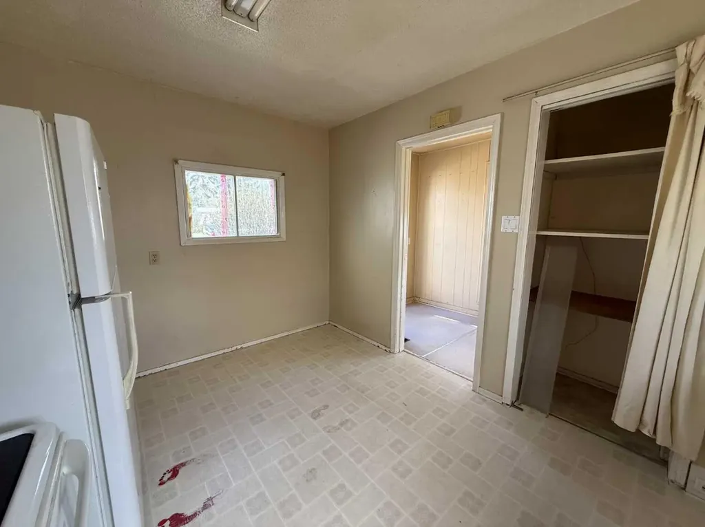 113 5 Avenue E Hanna AB T0J 1P0