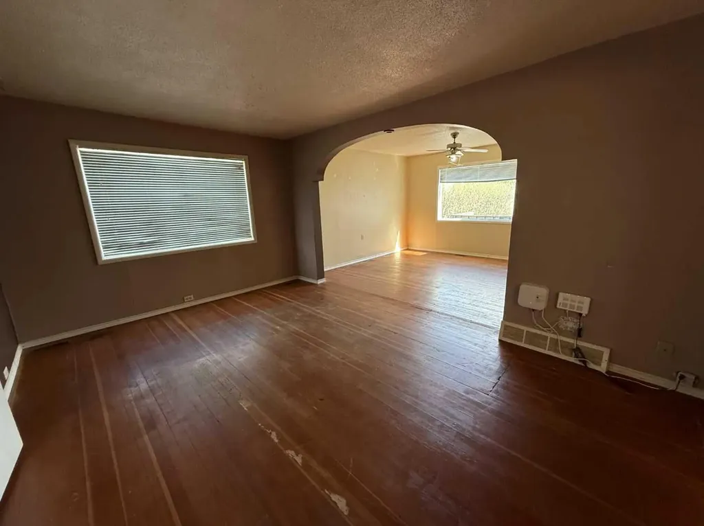 113 5 Avenue E Hanna AB T0J 1P0