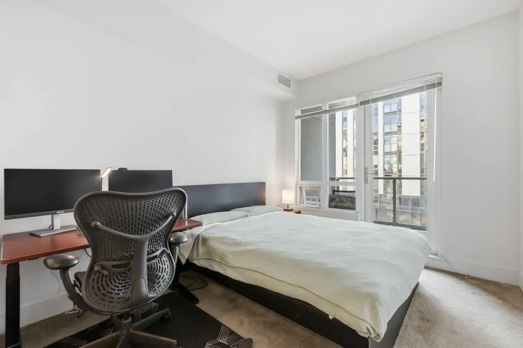 46 9 Street NE Calgary AB T2E 7Y1