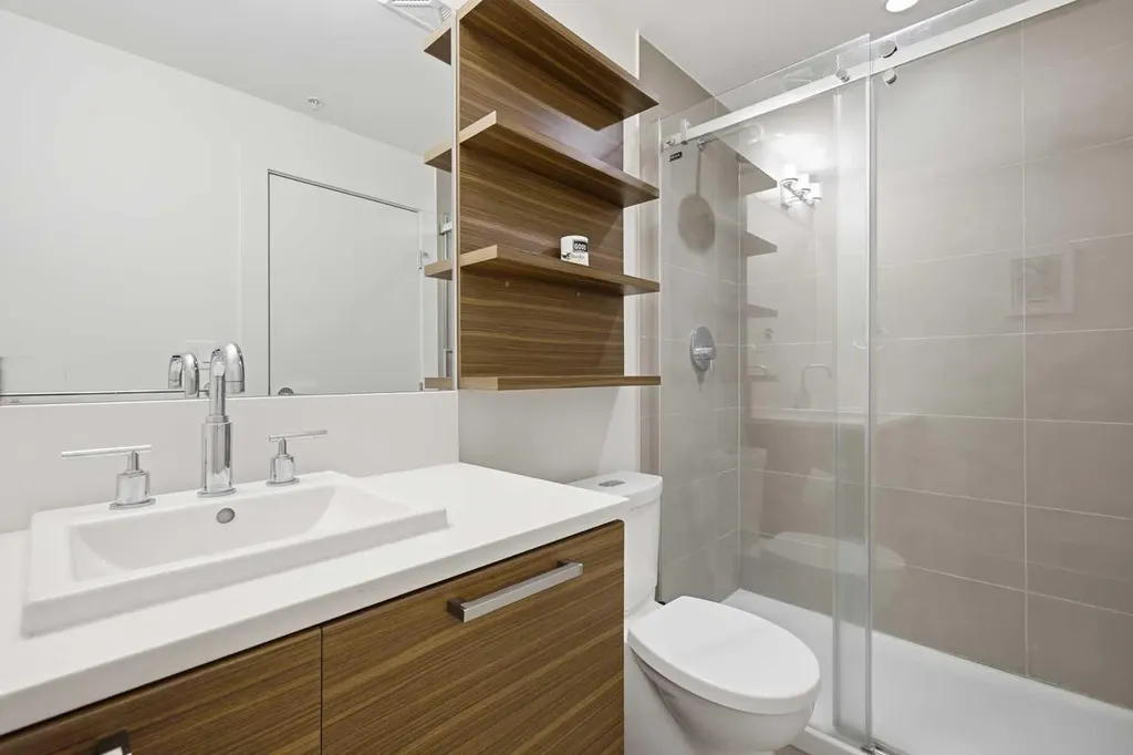 46 9 Street NE Calgary AB T2E 7Y1
