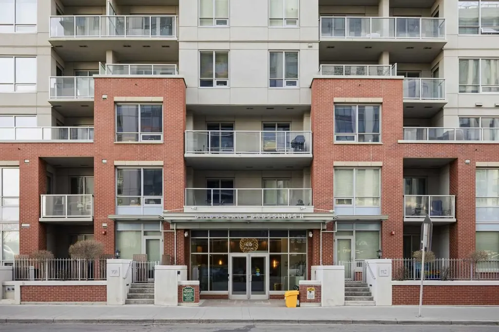 46 9 Street NE Calgary AB T2E 7Y1