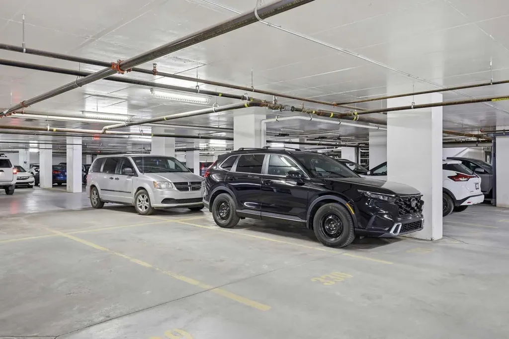 46 9 Street NE Calgary AB T2E 7Y1