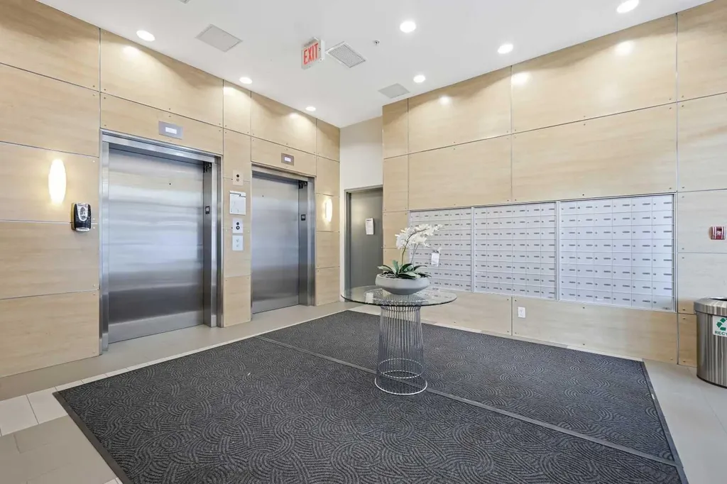 46 9 Street NE Calgary AB T2E 7Y1