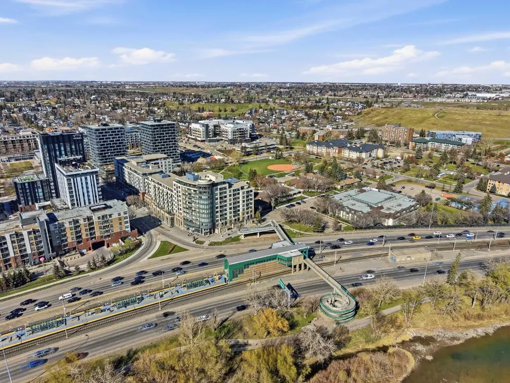 46 9 Street NE Calgary AB T2E 7Y1